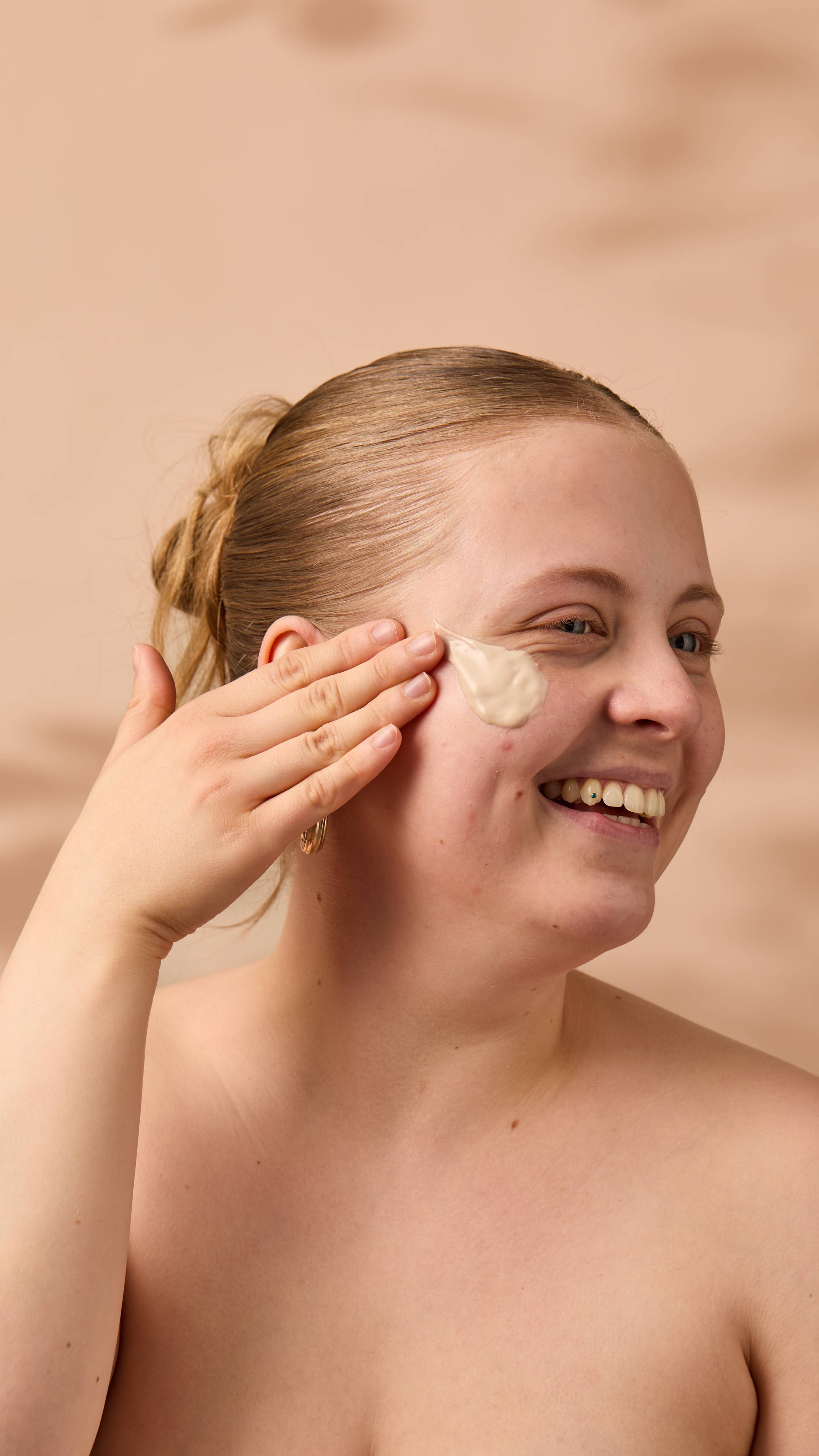 Alternative view of Coconut Shie