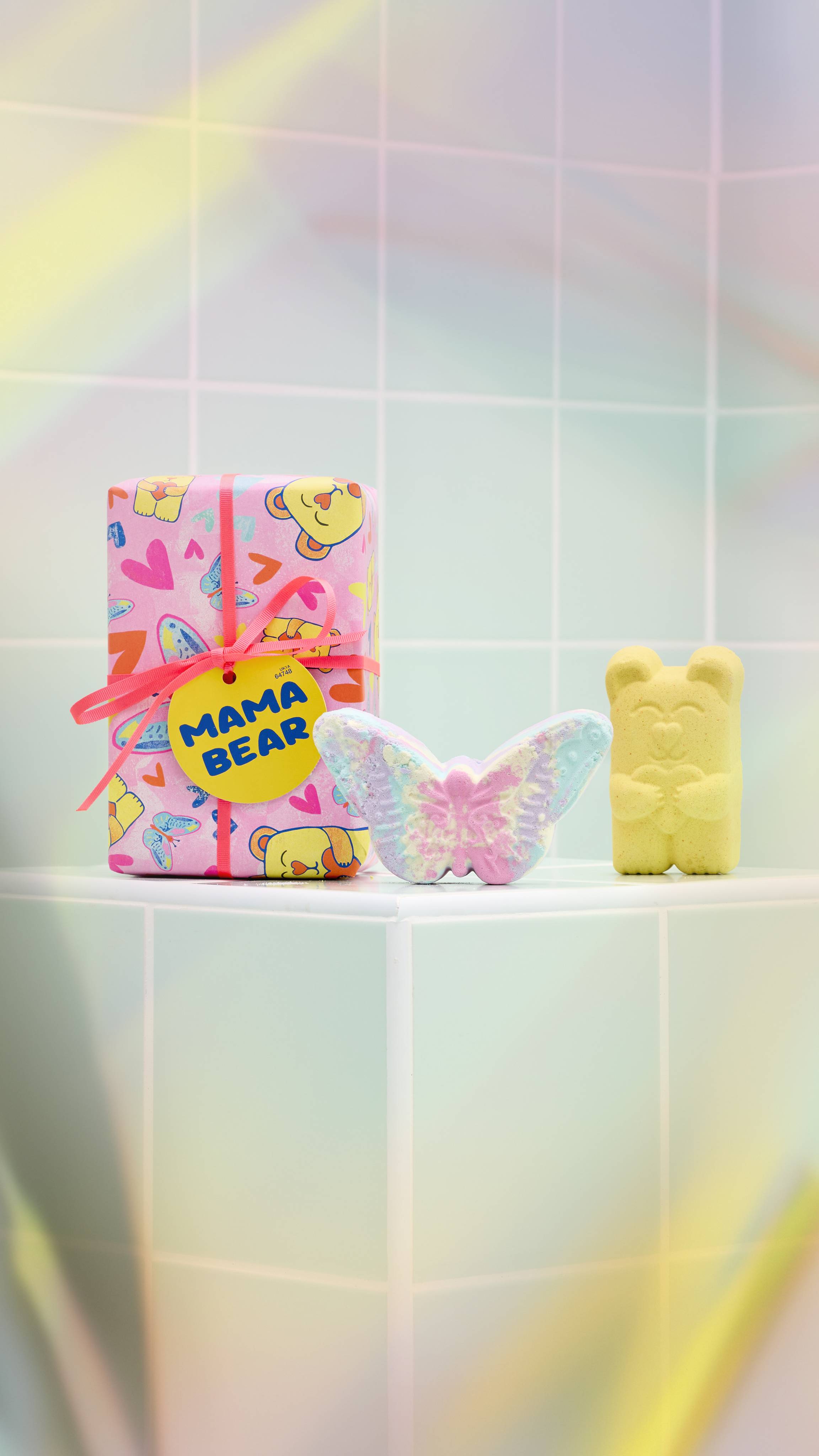 Alternative view of Mama Bear
