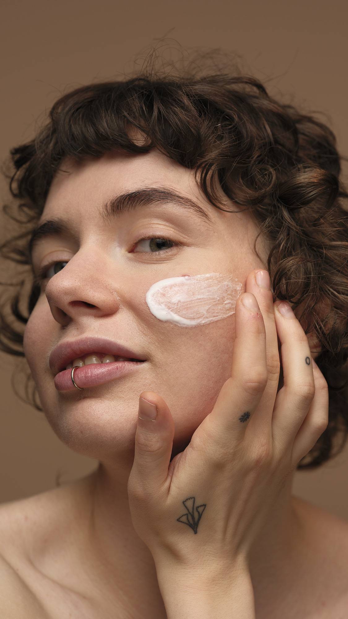 Alternative view of Vanishing Cream (Preserved)