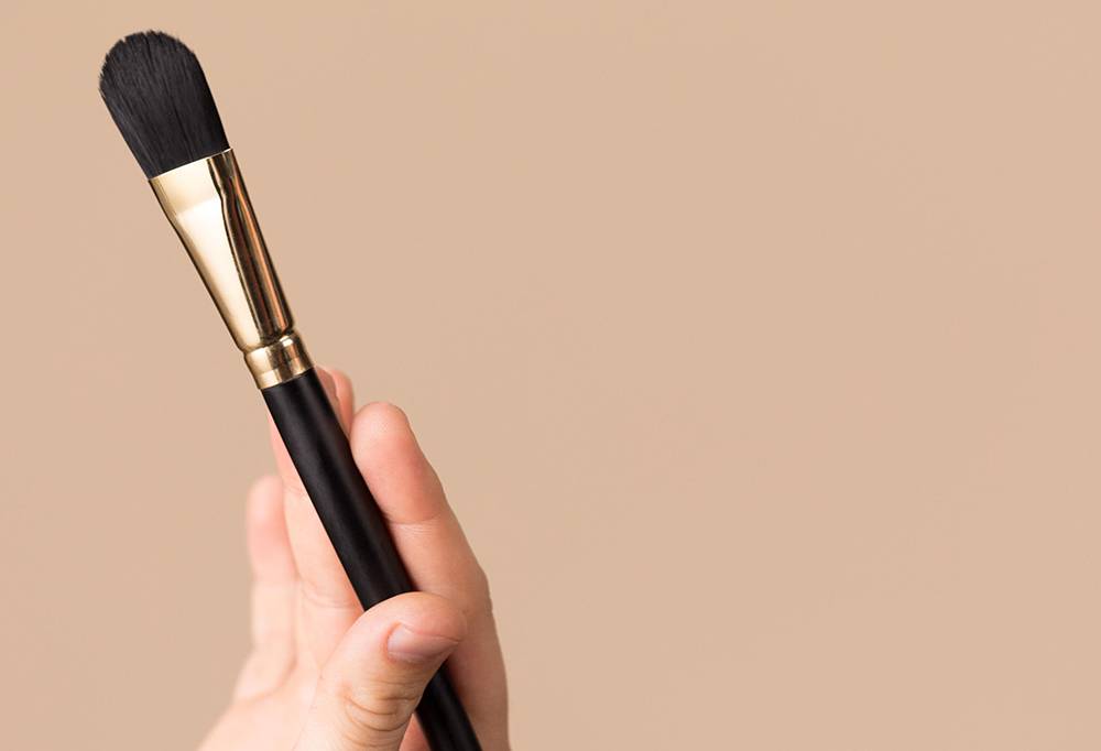 Alternative view of Fresh Faced Brush