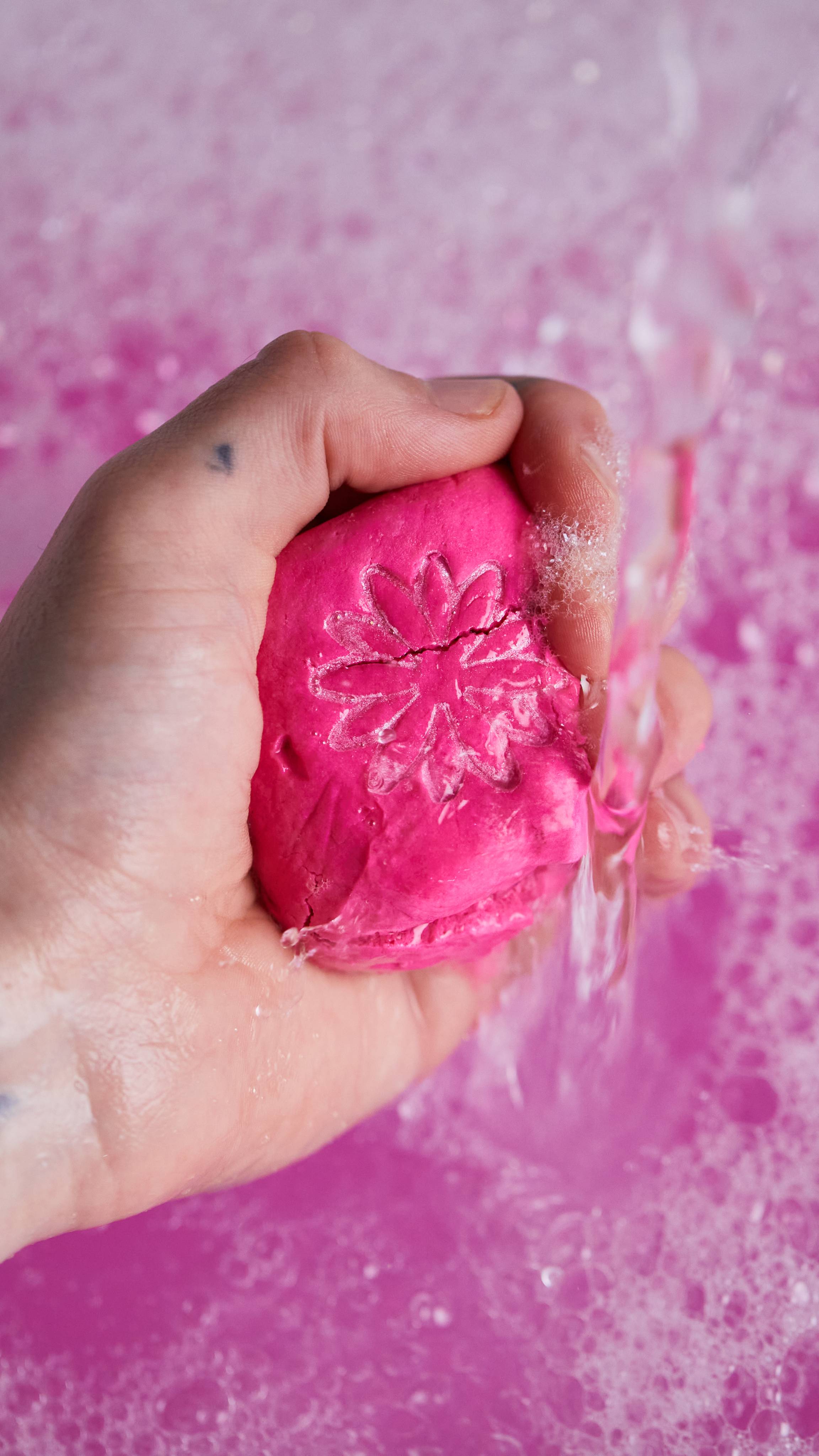 Alternative view of Creamy Candy